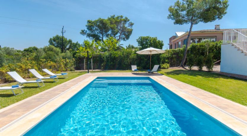 Photo of Son Granada