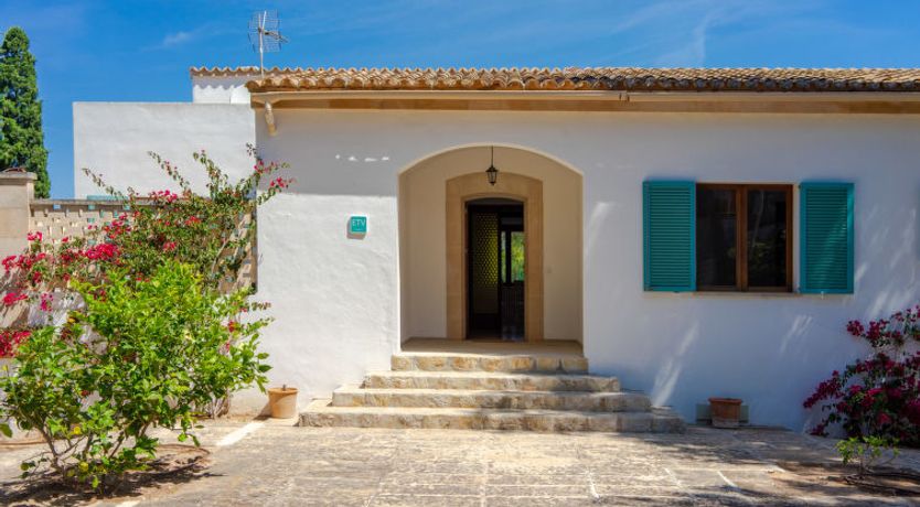 Photo of Son Granada