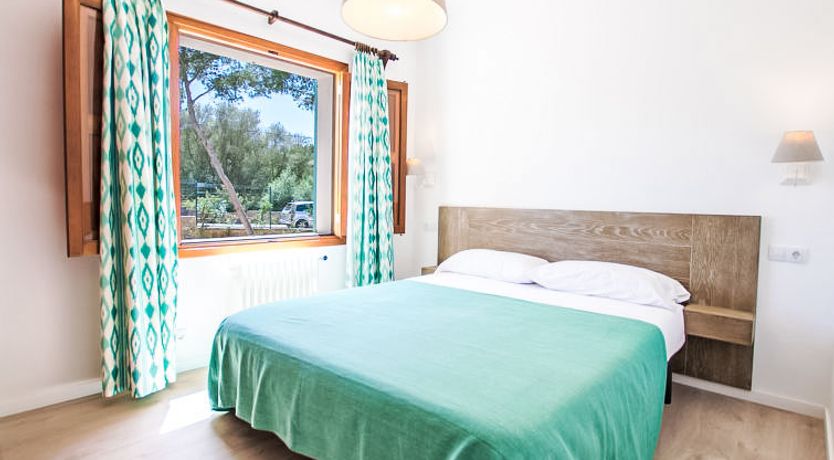 Photo of Son Granada