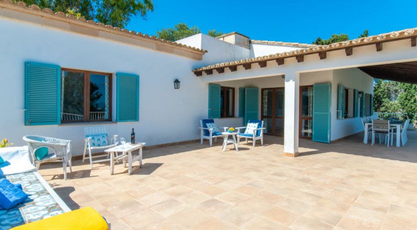 Photo of Son Granada