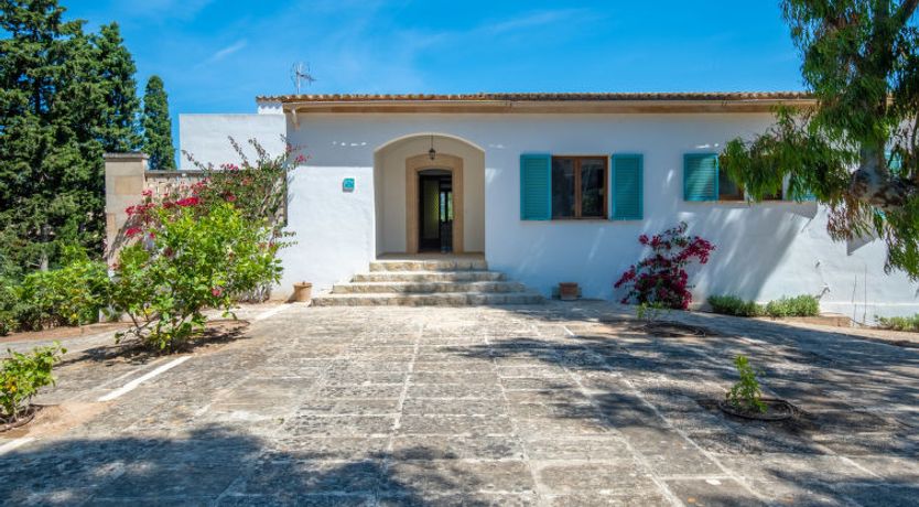 Photo of Son Granada