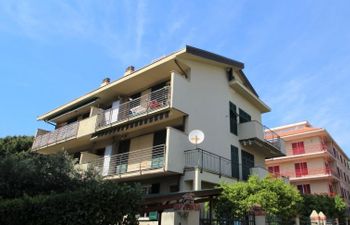 Brunetta Apartment