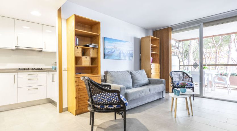 Photo of Els Pins Cyclamen Apartment 2