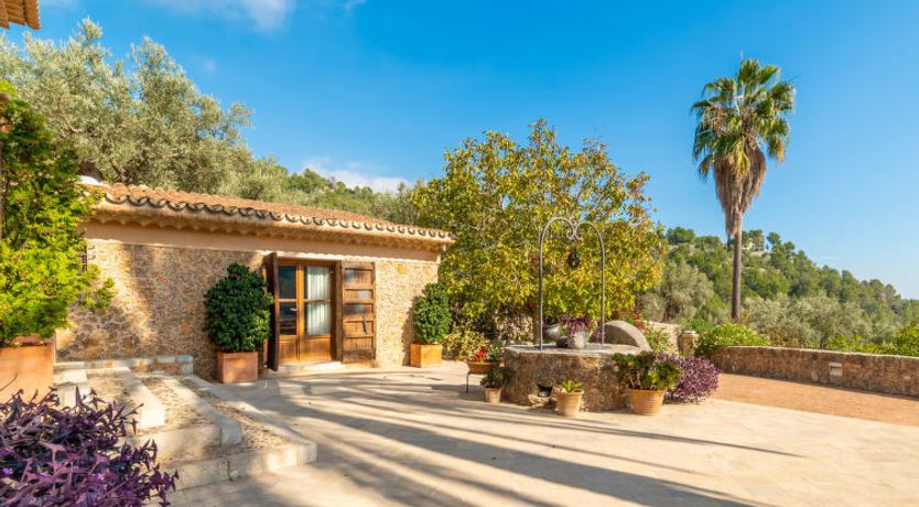 Photo of Santa Llucia