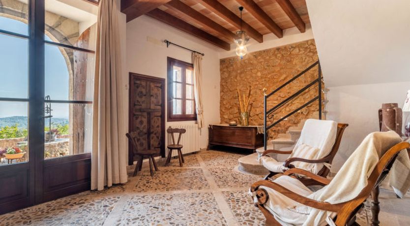 Photo of Santa Llucia