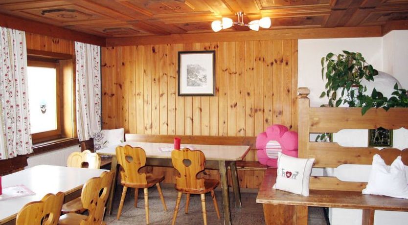 Photo of Moosen (NKI210)