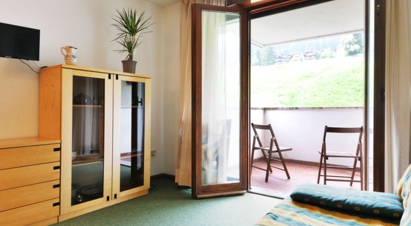 Photo of Enrosadira Apartment 5