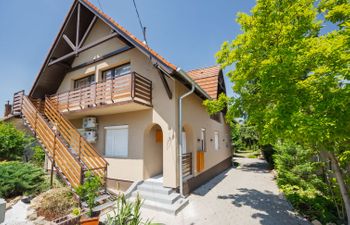 May Holiday Home
