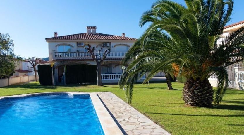 Photo of Residencial Eurosol de los Monteros Apartment 6