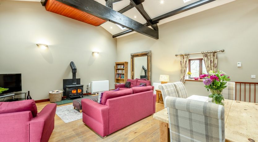 Photo of Hill Side Barn