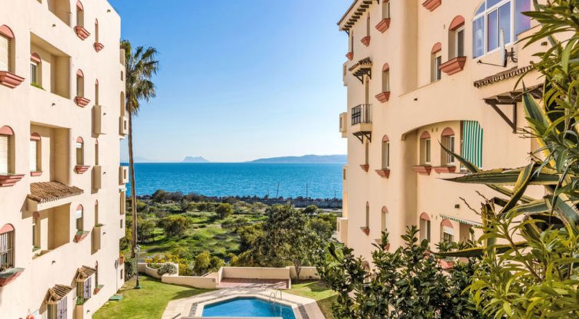 Photo of Marina Bay Apartment 2