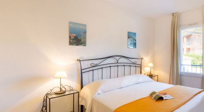 Photo of Le Mas d'Esquières 16