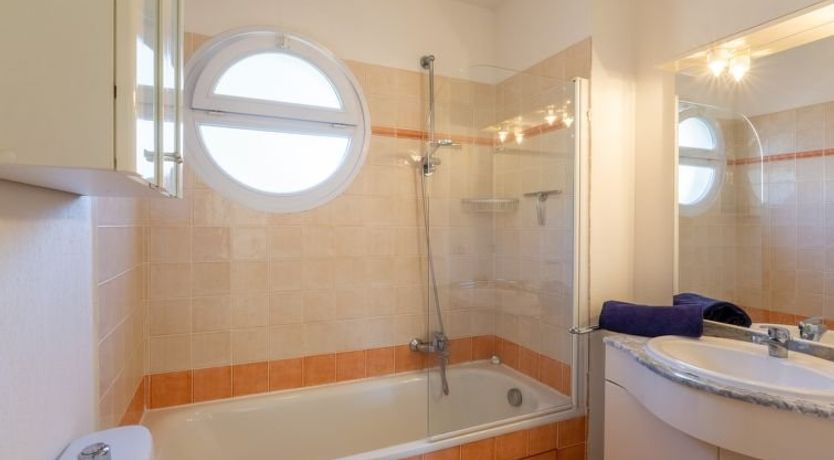 Photo of Le Mas d'Esquières 16