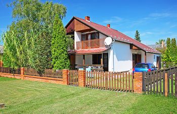 Betula Holiday Home