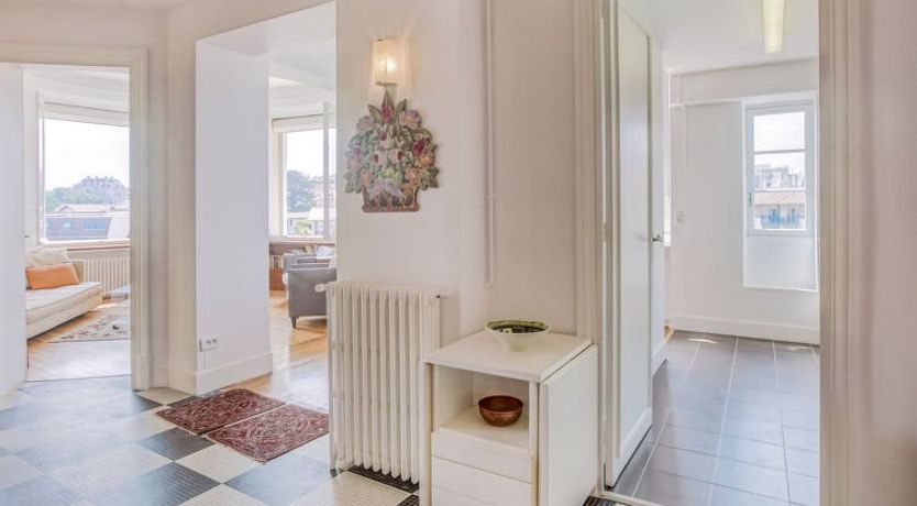 Photo of Carlton Apartment 2