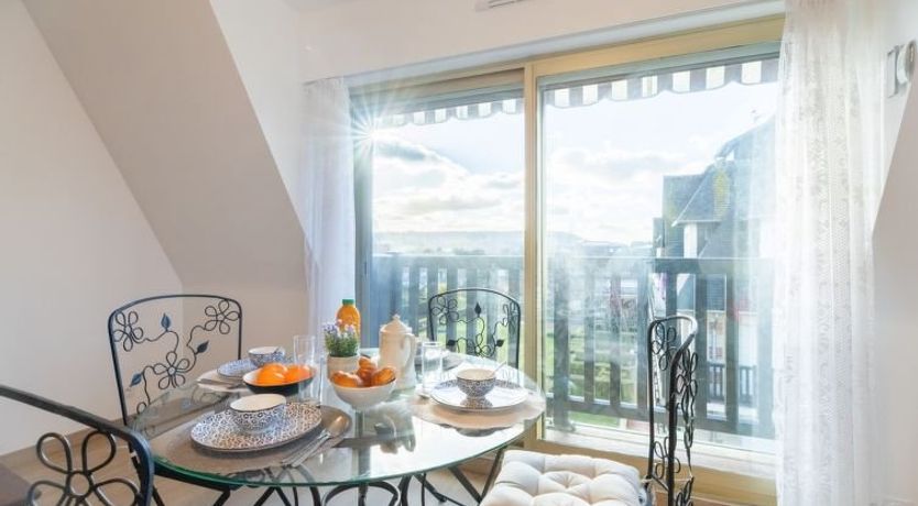 Photo of Marie Antoinette Apartment 4