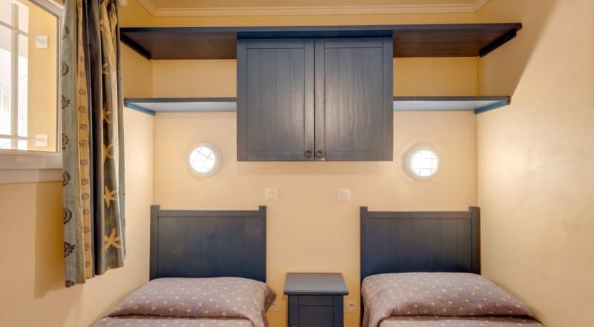 Photo of Les Calanques Spa Thalassothérapie Apartment 4