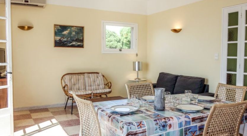 Photo of Les Trois A