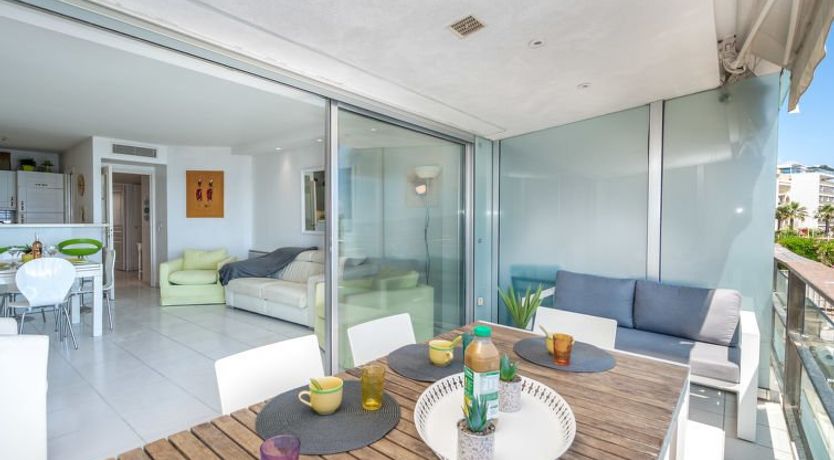 Photo of Cannes Bay Apartment 3