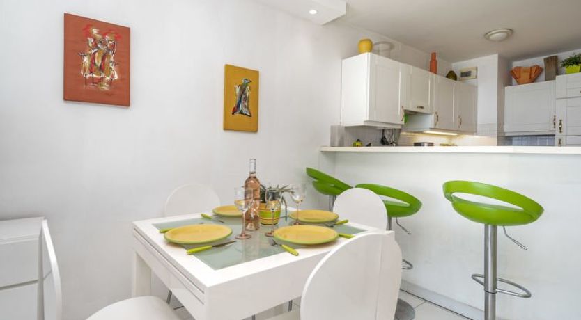 Photo of Cannes Bay Apartment 3