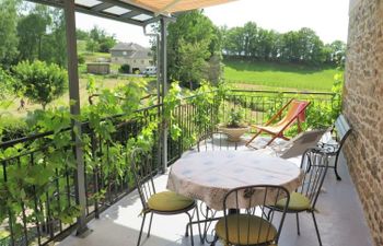 Rillettes Holiday Home