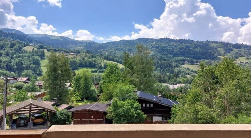 Photo of Les chalets du soleil