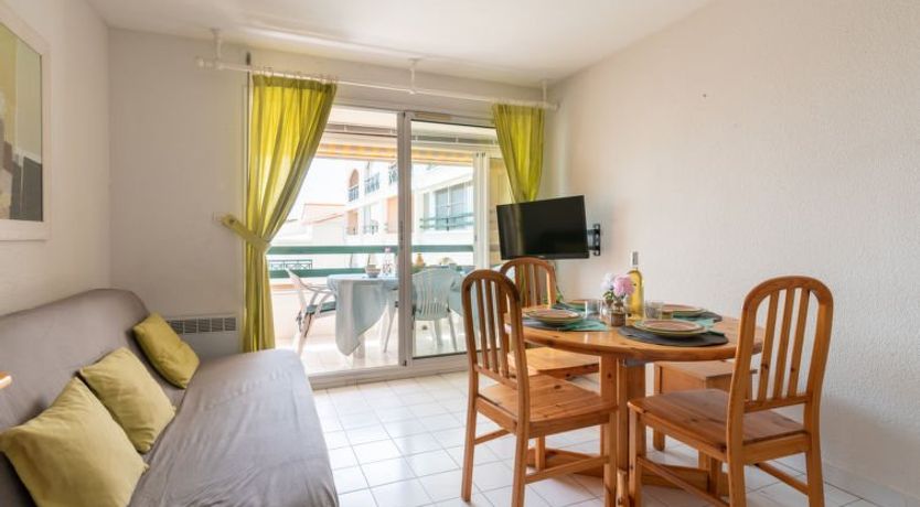 Photo of Les Terrasses du Lac Apartment 9