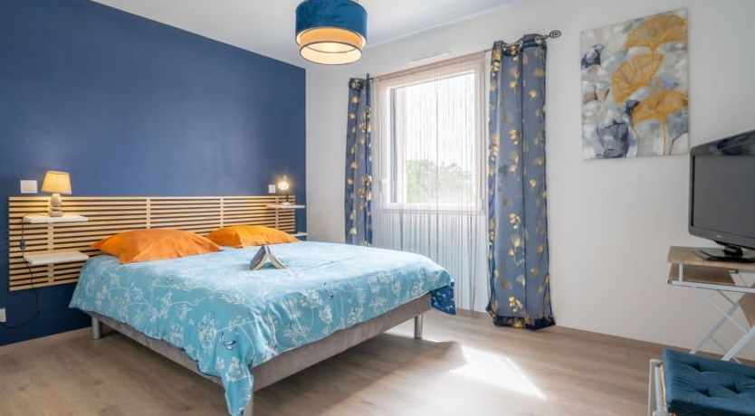 Photo of Les Agapanthes