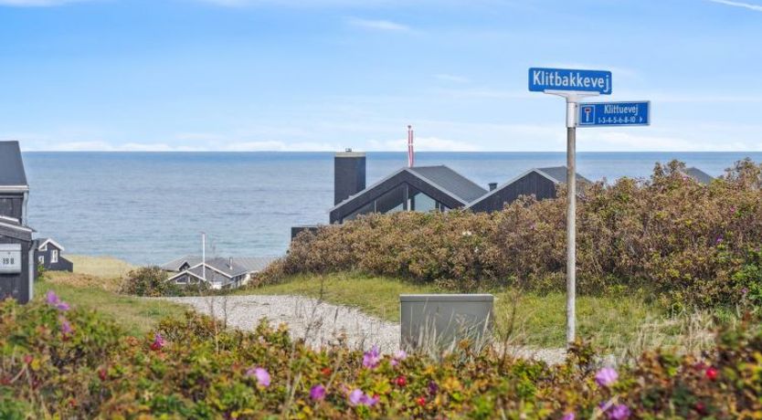 Photo of "Marjanna" - 350m from the sea