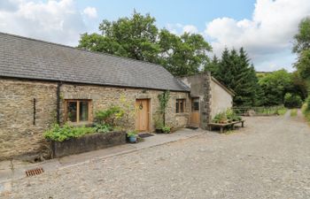 Nant Glas Holiday Cottage