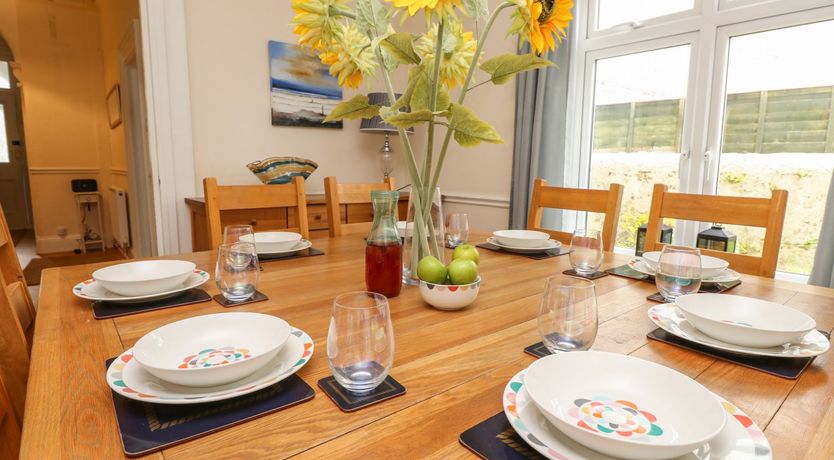 Photo of Station Avenue