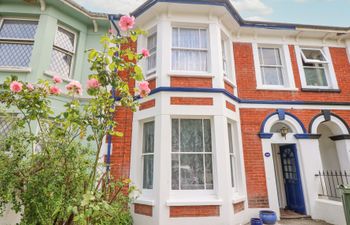 Station Avenue Holiday Cottage