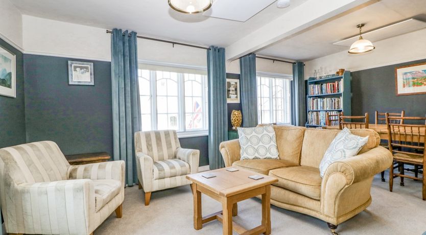 Photo of Oxford House