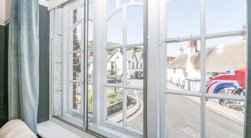 Photo of Oxford House