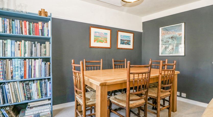 Photo of Oxford House