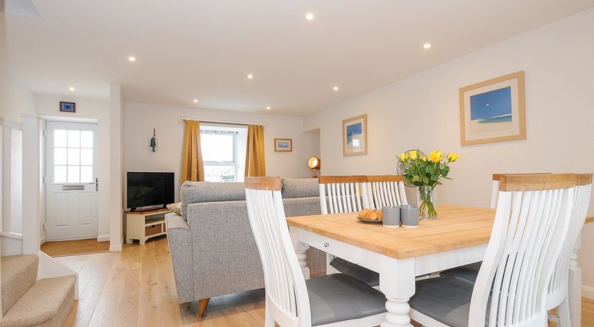 Photo of Foundry Cottage In Hayle Harbour