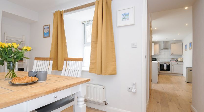 Photo of Foundry Cottage In Hayle Harbour