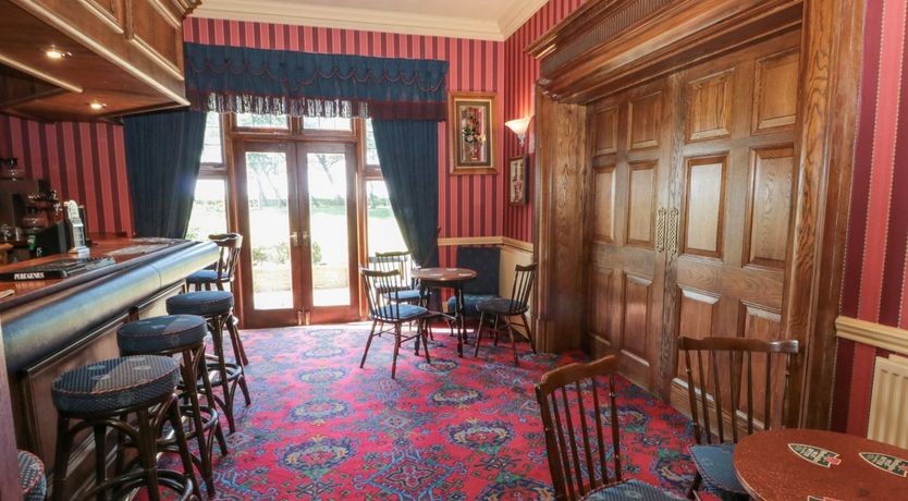 Photo of Highcliffe Manor