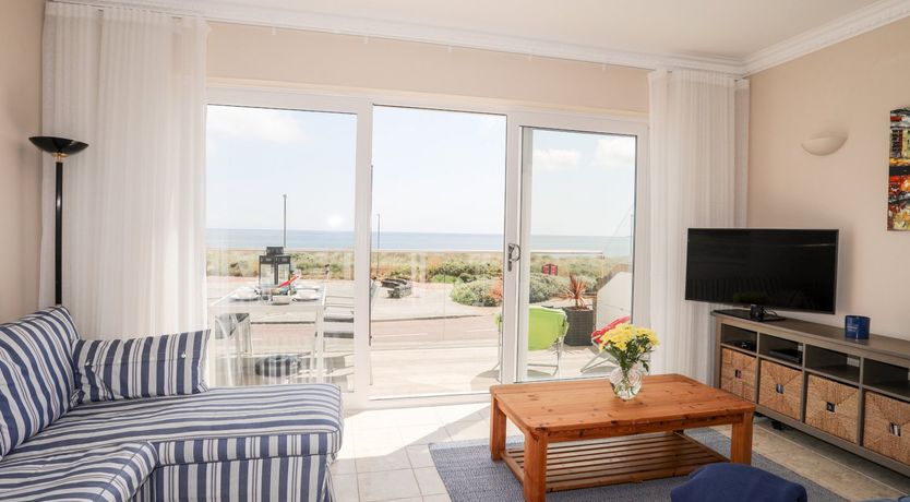 Photo of 7 Min Y Traeth