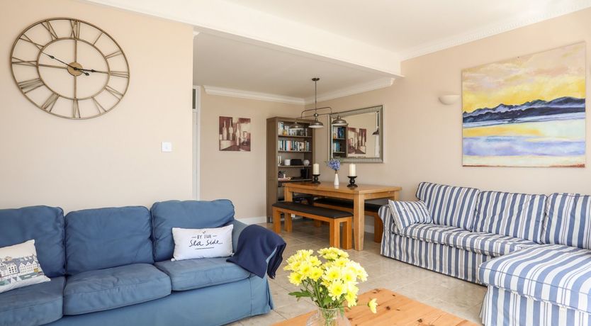 Photo of 7 Min Y Traeth