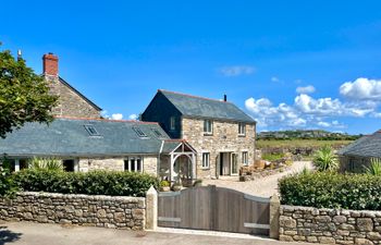 The Riblows, Cape Cornwall Holiday Cottage