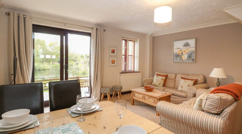 Photo of 10 Ruston Reaches