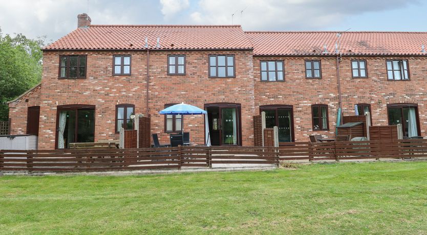 Photo of 10 Ruston Reaches