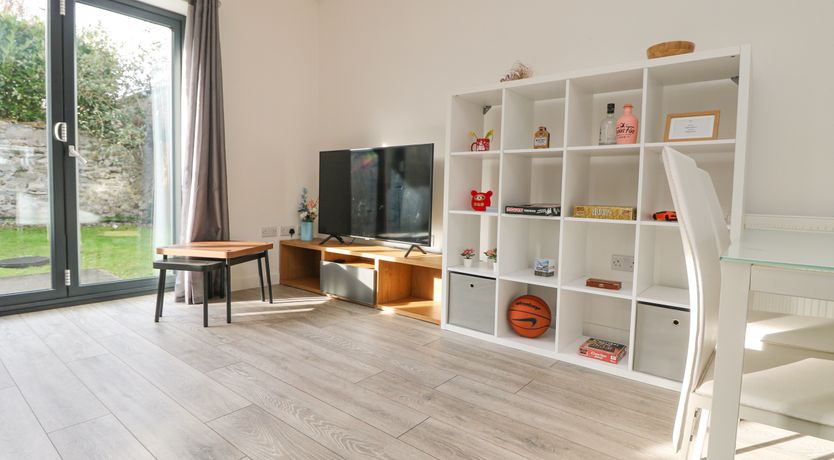 Photo of 1 Queensway Gardens