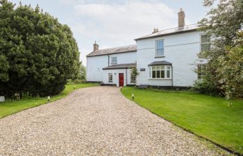 The Farmhouse Holiday Cottage