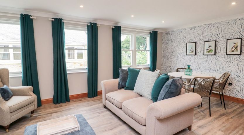 Photo of 2 Apple Tree