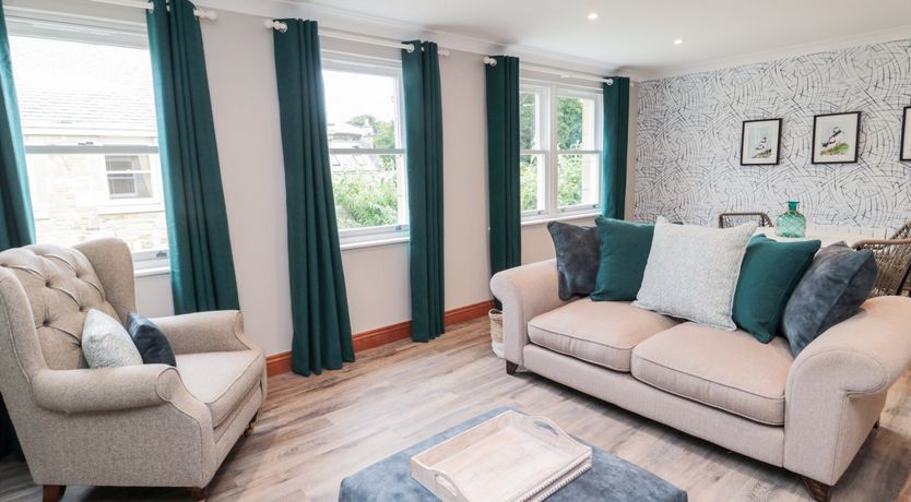 Photo of 2 Apple Tree