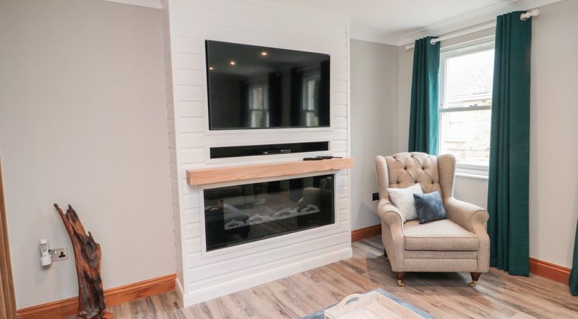 Photo of 2 Apple Tree