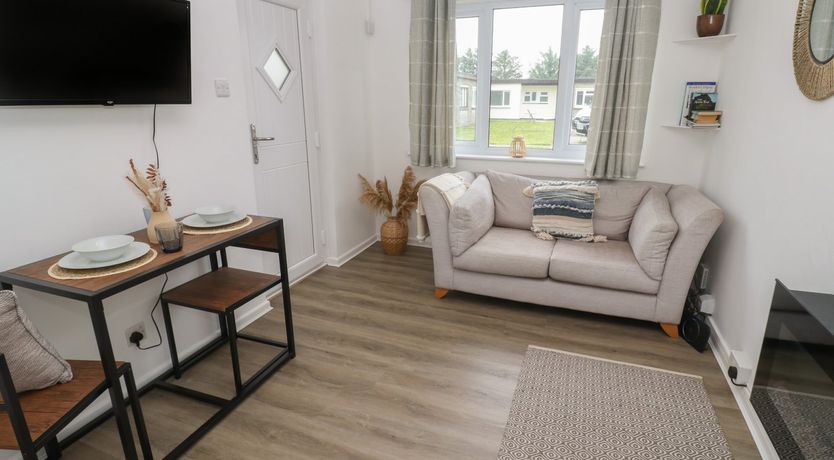 Photo of 1 Trevelyan