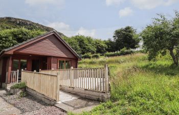 Dailfearn Chalet Holiday Cottage